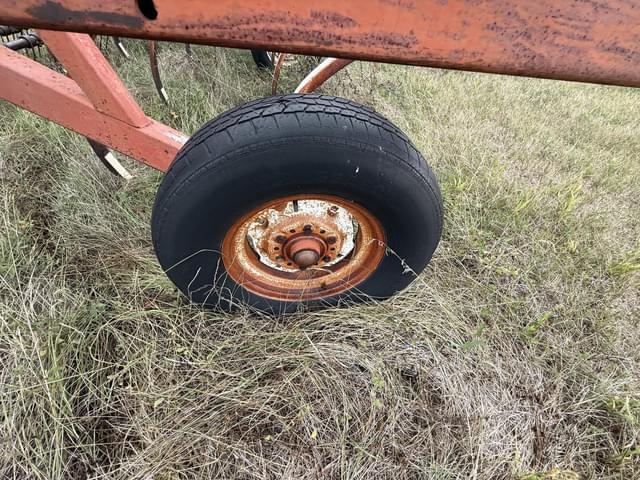 Image of International Harvester 5500 equipment image 4