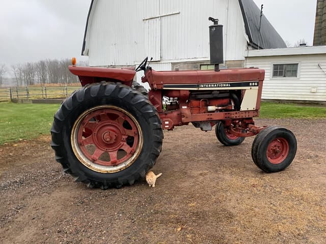 Image of International Harvester 686 equipment image 4