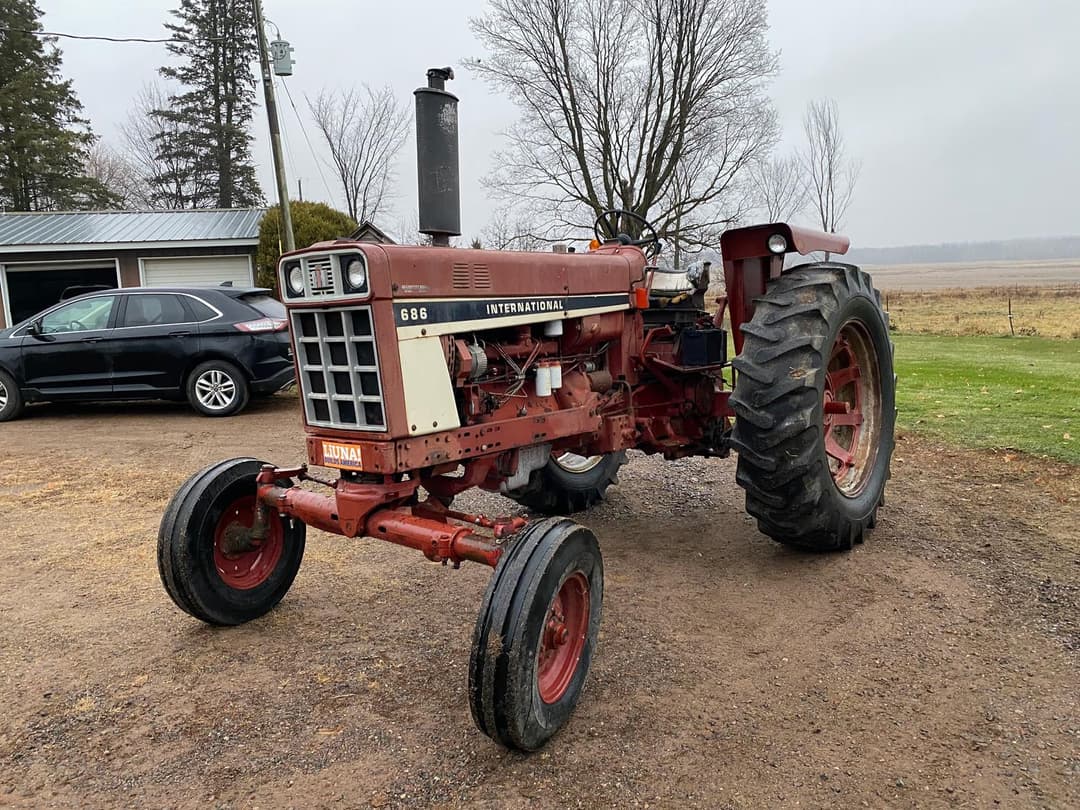 Image of International Harvester 686 Primary image