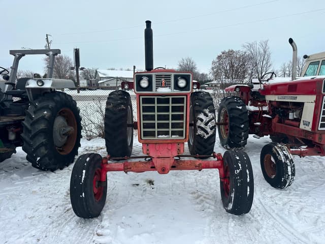 Image of International Harvester 966 equipment image 1