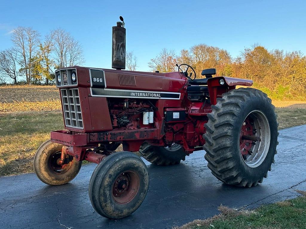 Image of International Harvester 966 Primary image