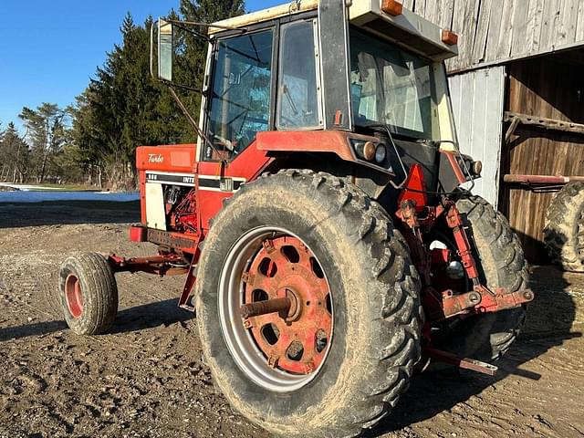 Image of International Harvester 986 equipment image 3