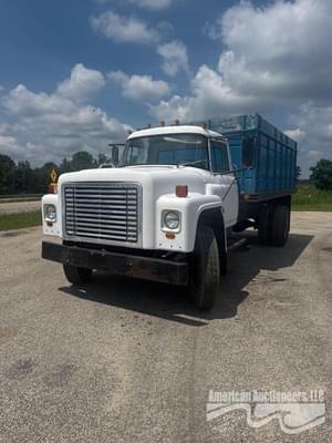 1976 International 1700 Image