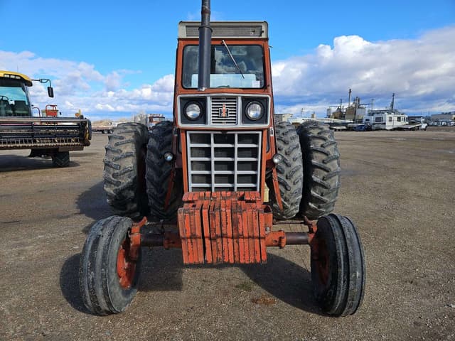 Image of International Harvester 1066 equipment image 2
