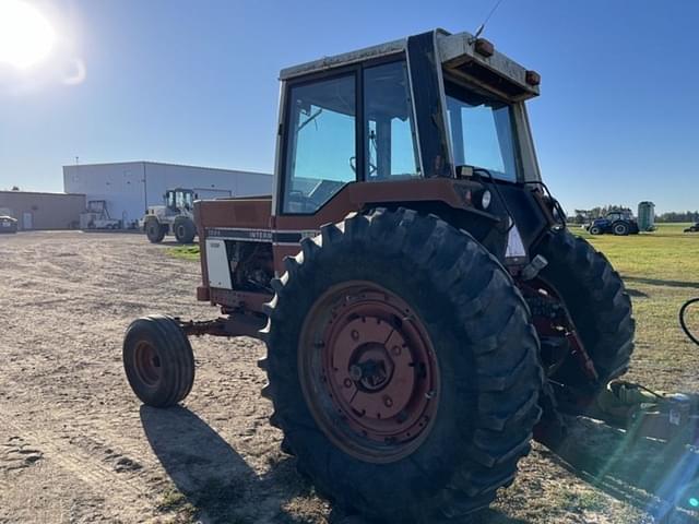 Image of International Harvester 1086 equipment image 2