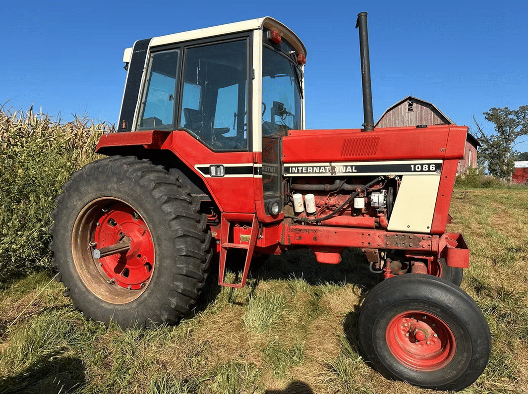 Image of International Harvester 1086 Image 1