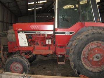 Main image International Harvester 1086