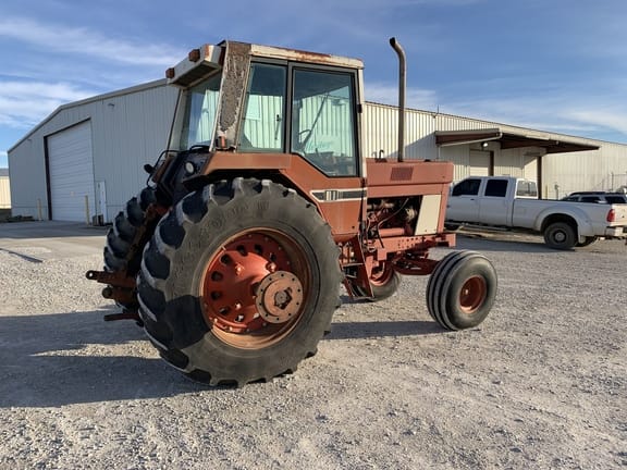 Main image International Harvester 1586