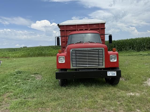 Image of International Loadstar 1700 equipment image 4