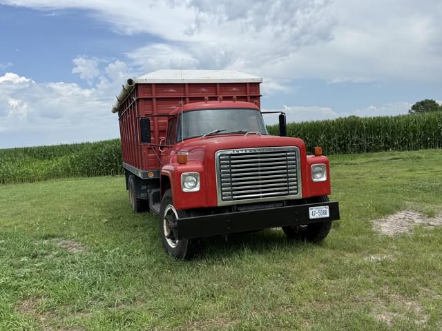 Image of International Loadstar 1700 equipment image 3