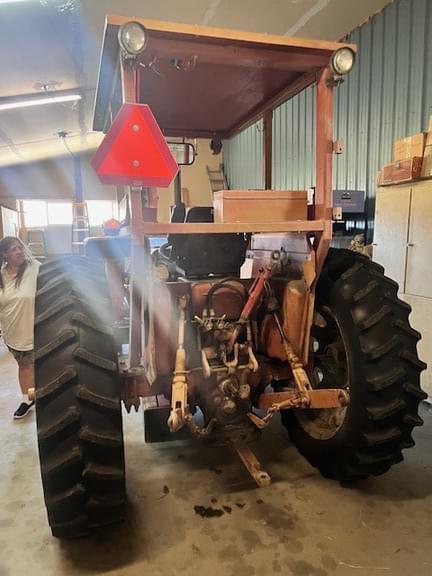 Image of International Harvester 574 equipment image 2