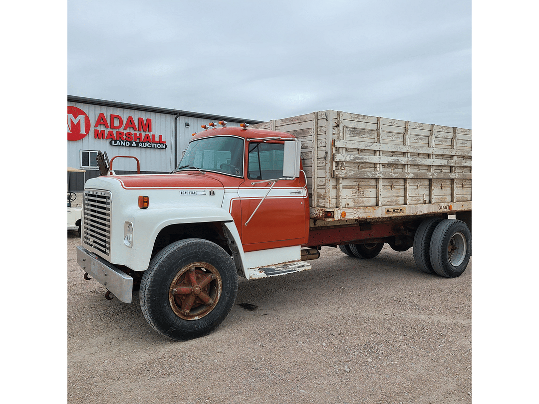 Image of International Loadstar 1600 Primary image