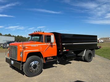 Main image International Loadstar 1850