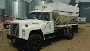 1976 International S1700 Image