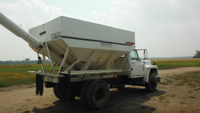 Image of International S1700 equipment image 4