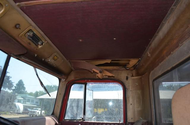 Image of International Transtar 4300 equipment image 4