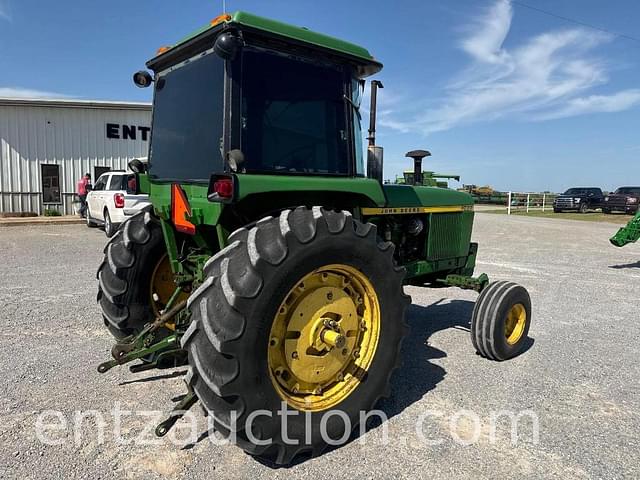 Image of John Deere 4030 equipment image 4
