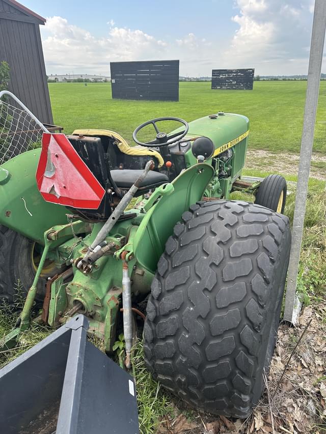 Image of John Deere 2040 equipment image 2