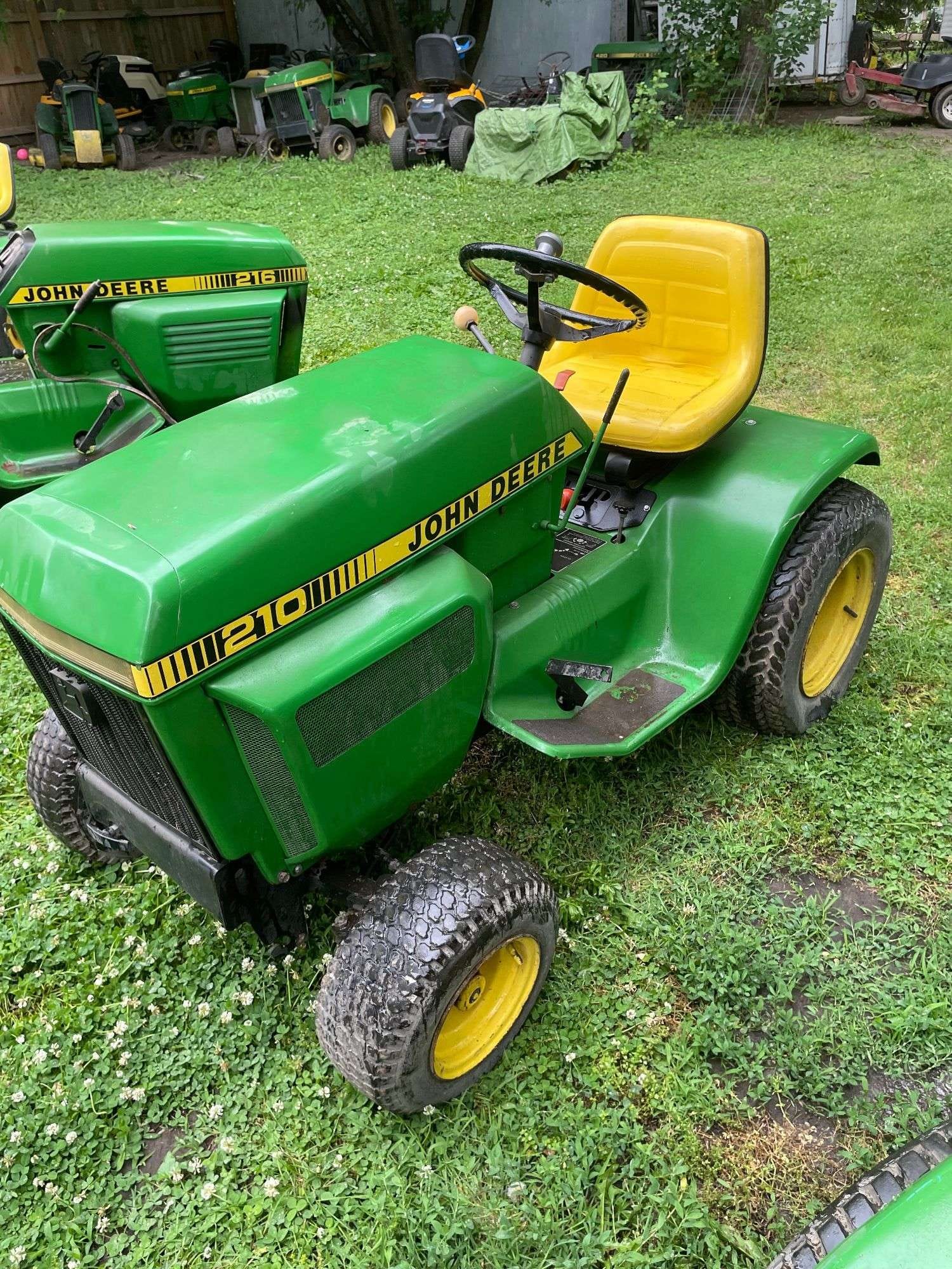 1976 John Deere 210 Equipment Image0
