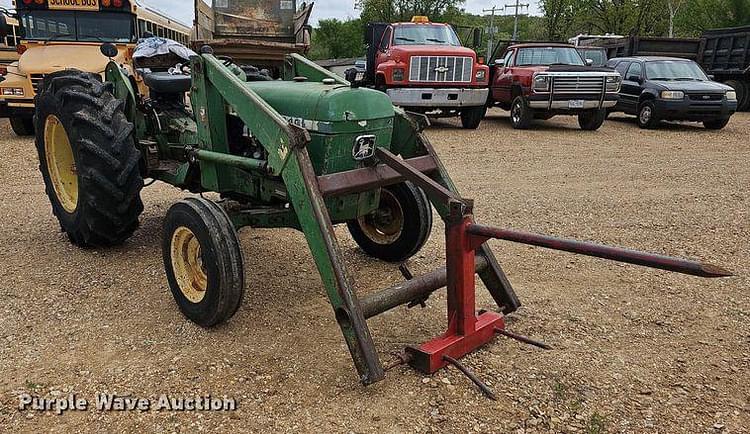 Main image John Deere 2240 2