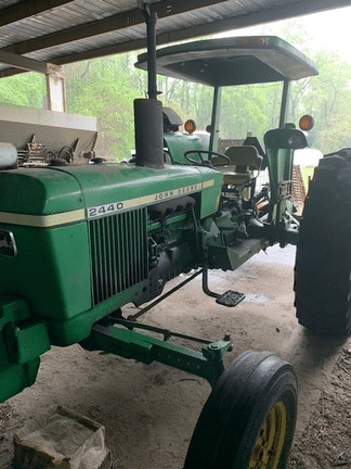 Main image John Deere 2440