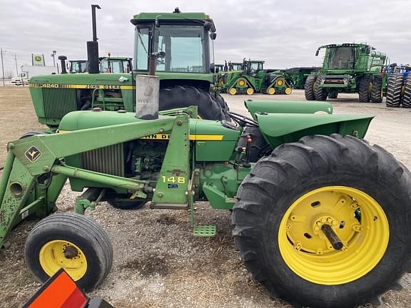 Image of John Deere 2640 equipment image 2