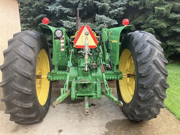 Image of John Deere 2640 equipment image 3