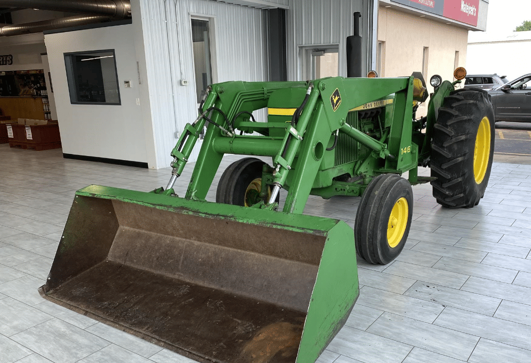 Main image John Deere 2640