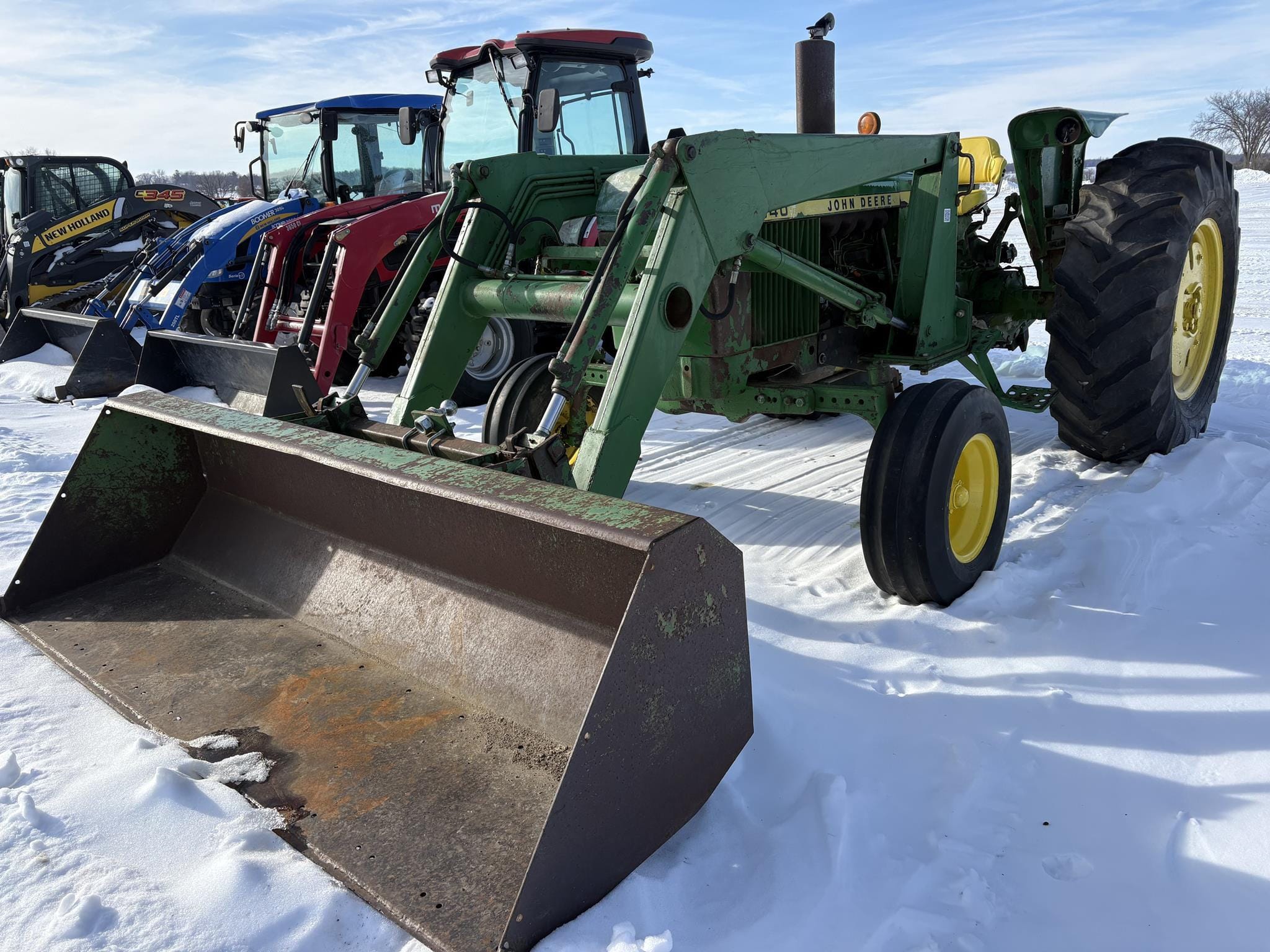 1976 John Deere 2640 Equipment Image0