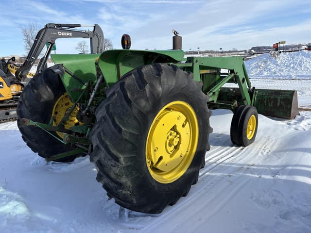 Image of John Deere 2640 equipment image 3