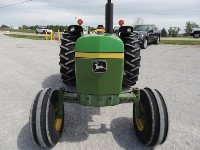 Image of John Deere 2640 equipment image 4