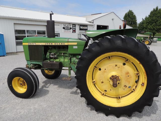 Image of John Deere 2640 equipment image 1