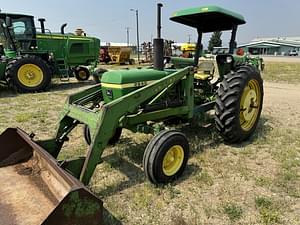 1976 John Deere 2640 Image