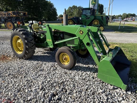 Image of John Deere 2640 Primary image