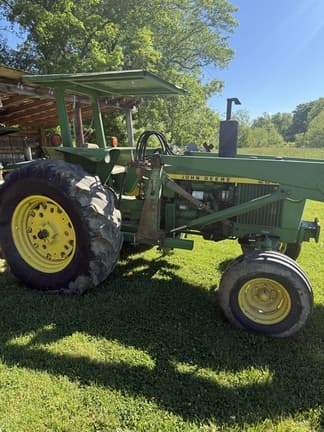 Image of John Deere 2640 Primary image