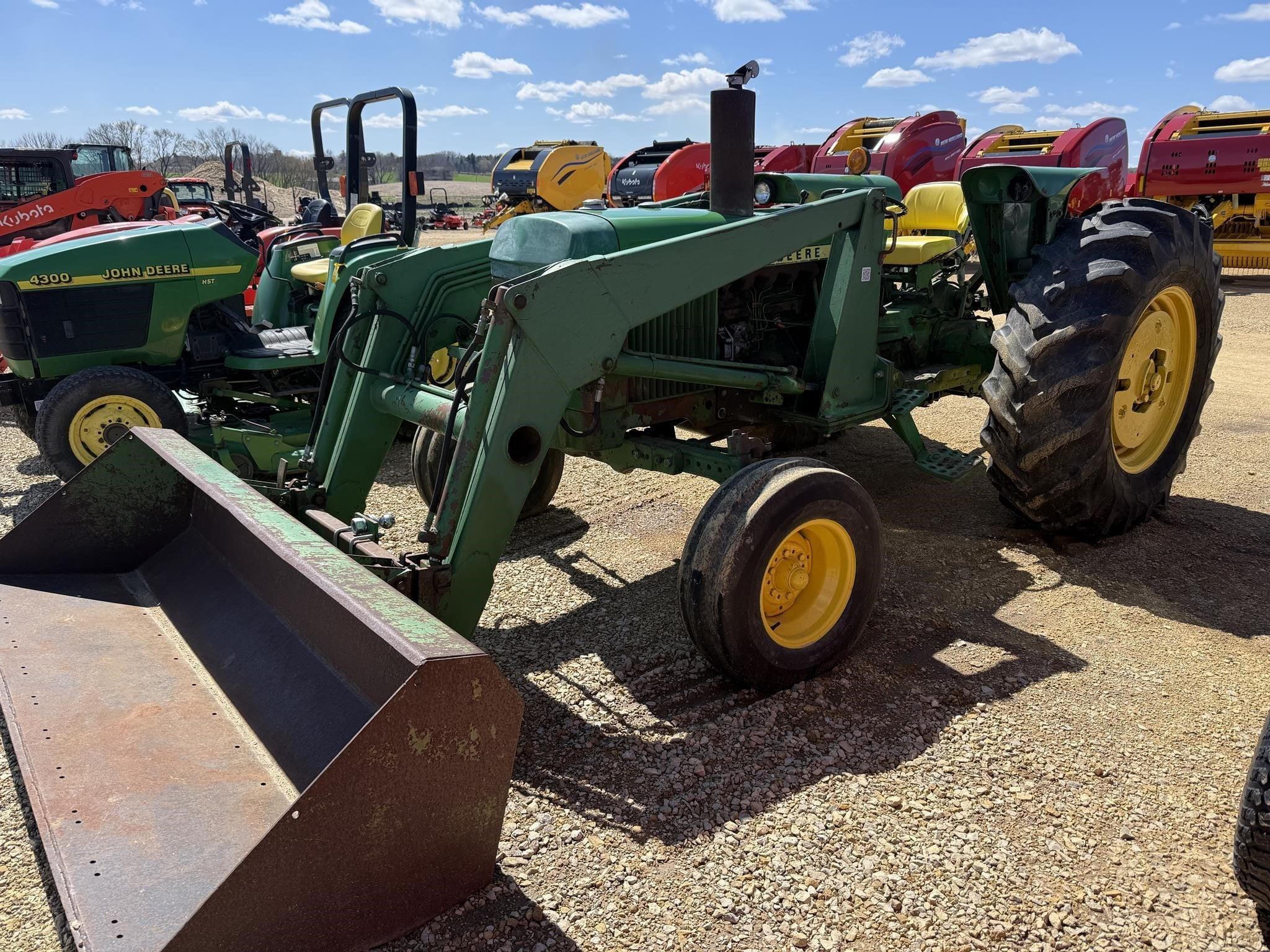 1976 John Deere 2640 Equipment Image0