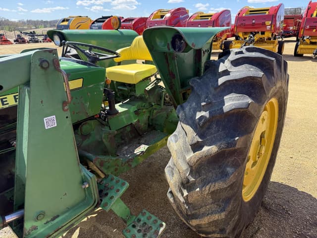 Image of John Deere 2640 equipment image 2