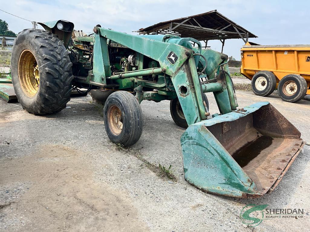 Image of John Deere 2640 Primary image