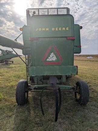 Image of John Deere 3300 equipment image 4