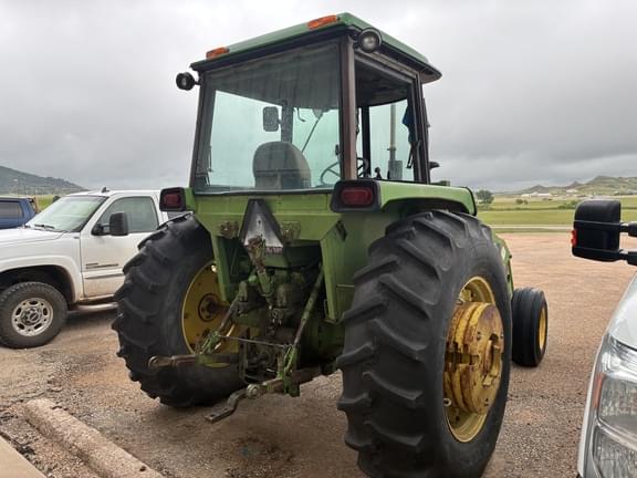 Image of John Deere 4030 equipment image 3