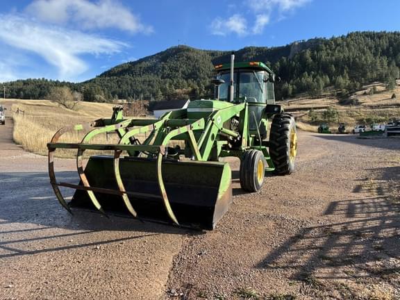 Image of John Deere 4030 equipment image 2