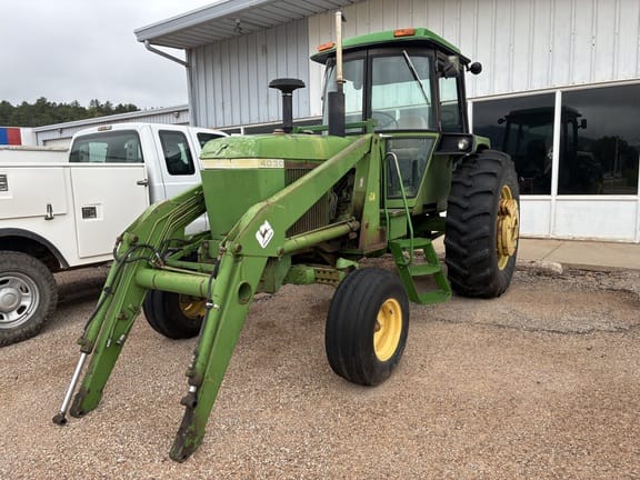 1976 John Deere 4030 Equipment Image0