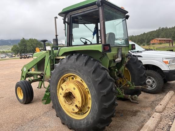 Image of John Deere 4030 equipment image 2