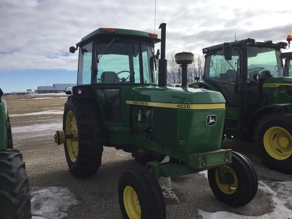 Image of John Deere 4030 equipment image 1