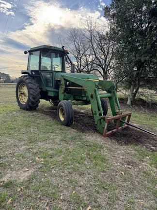 Image of John Deere 4030 Image 1