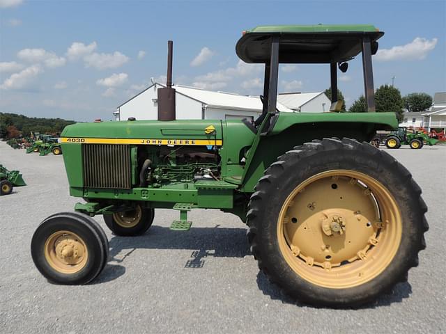 Image of John Deere 4030 equipment image 1