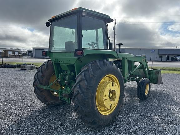 Image of John Deere 4230 equipment image 4