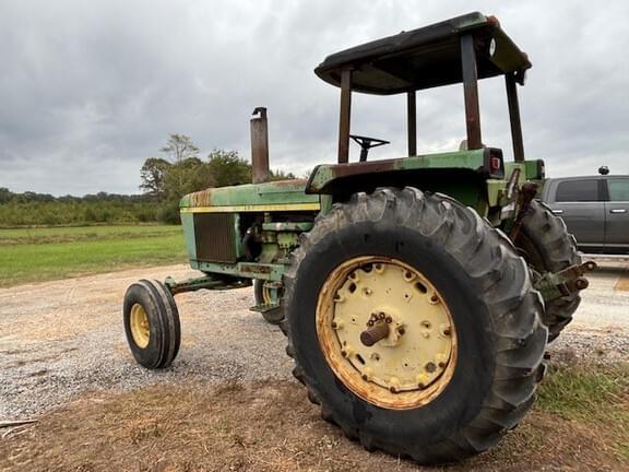 Image of John Deere 4230 equipment image 4