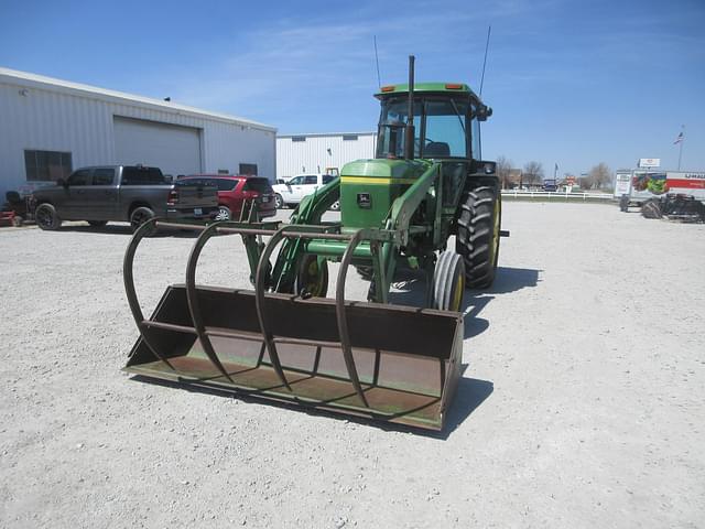 Image of John Deere 4230 equipment image 3
