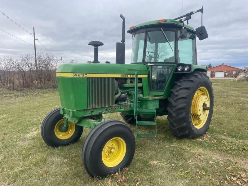 Main image John Deere 4230